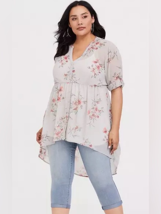 torrid Tops - 3X Shear torrid Floral Button-Front Blouse